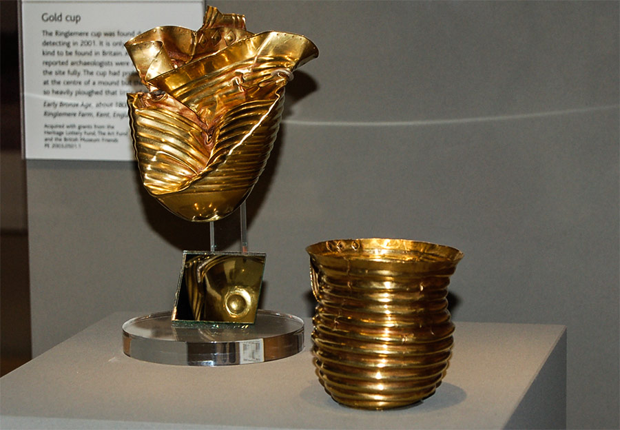 Rillaton Cup and the Pelynt Dagger